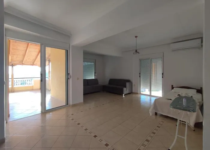 Apartment Diana's Sarande